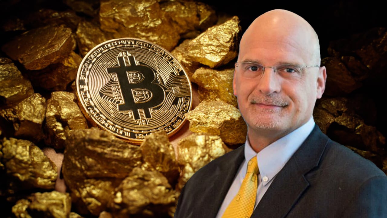 Commodity Analyst Mike McGlone Says Gold Glitters Over Bitcoin as Crypto-to-Metal Ratio Plunges Post-2021 – Bitcoin News