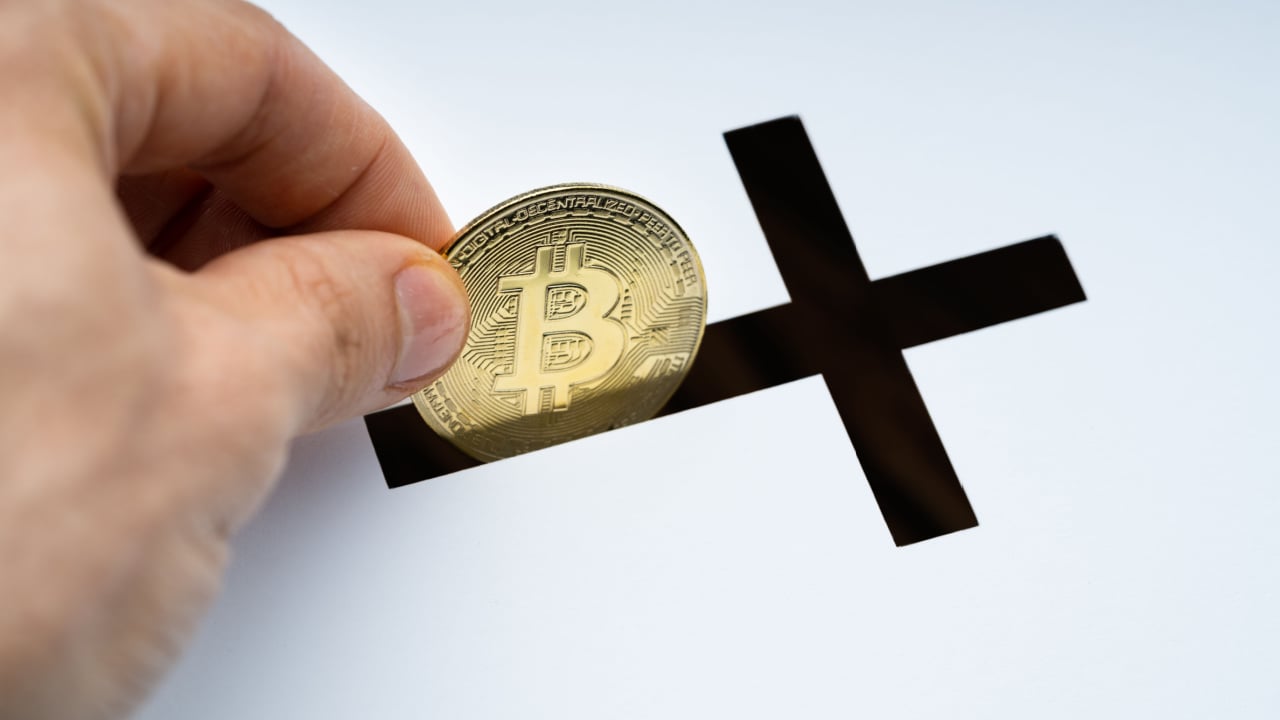 Crypto Fraud-Accused Denver Pastor Preaches Finance in Zambia Just Days After Skipping U.S. Court – Africa Bitcoin News